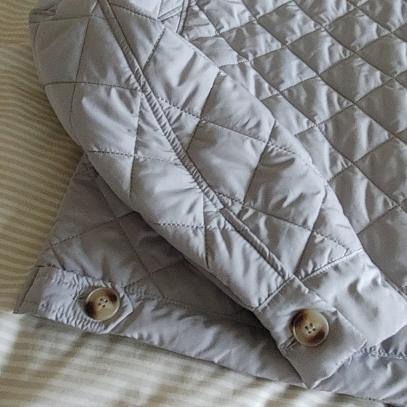 C'est Moi cropped quilted jacket. - Picture 10 of 10